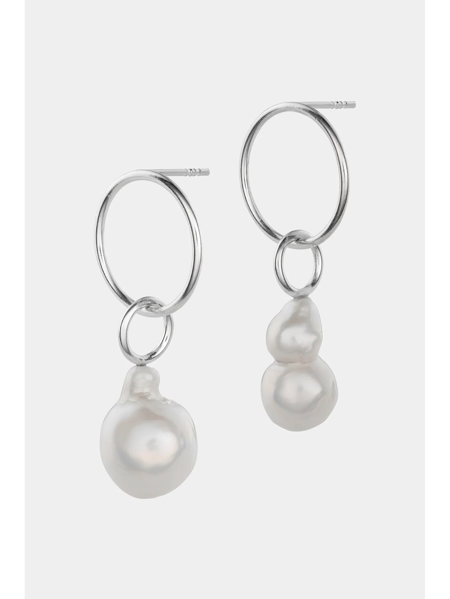 Kahe rõngaga pärlikõrvarõngad – kunstiline kaasaegne disain