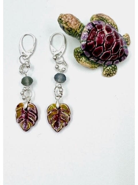 Brošas un auskaru komplekts – bruņurupuča motīvs