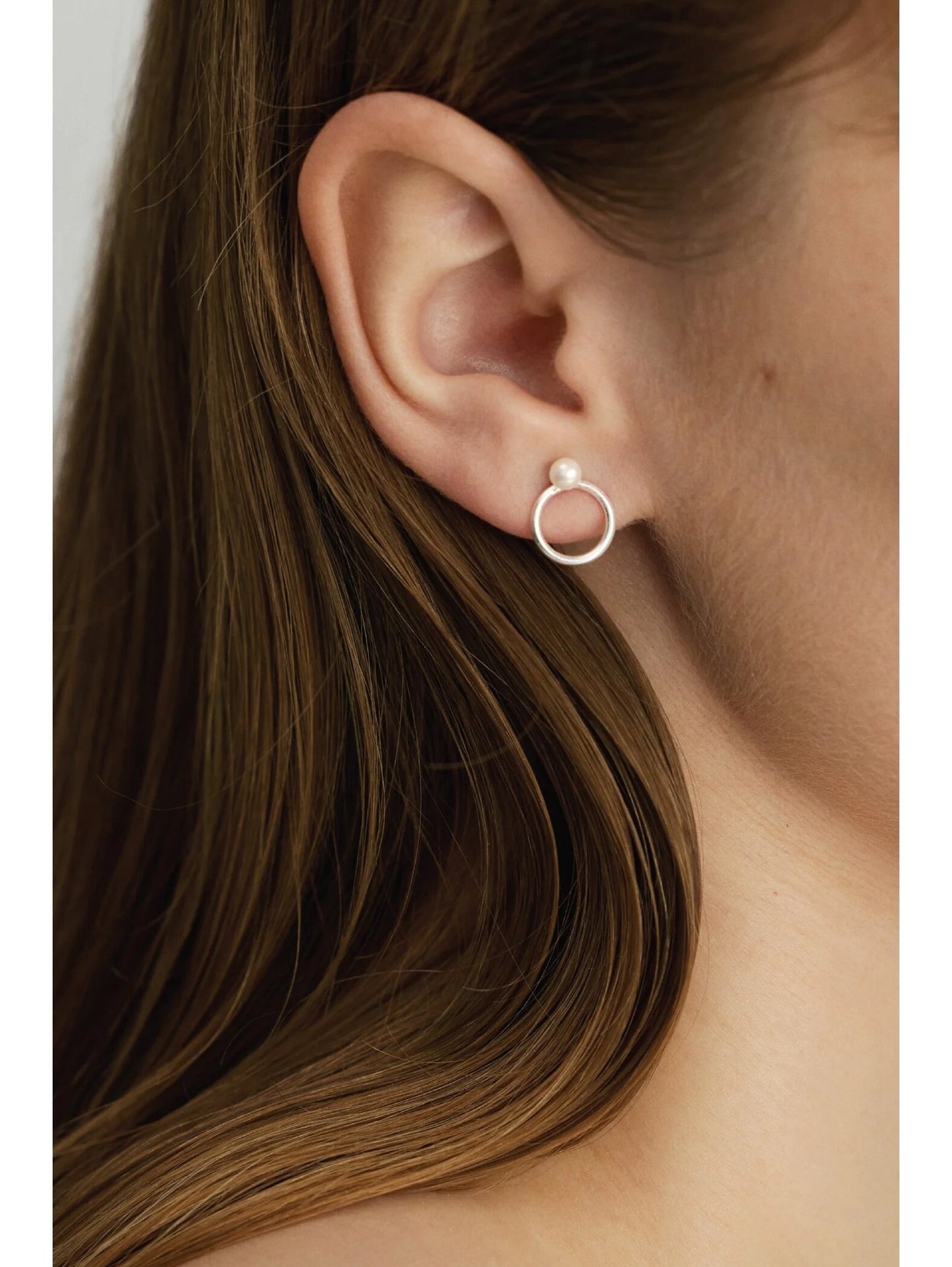 Pearl Diver auskari – ārējā riņķa dizains 10 mm