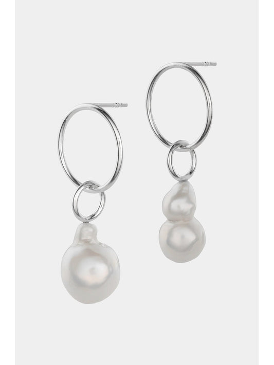 Kahe rõngaga pärlikõrvarõngad – kunstiline kaasaegne disain