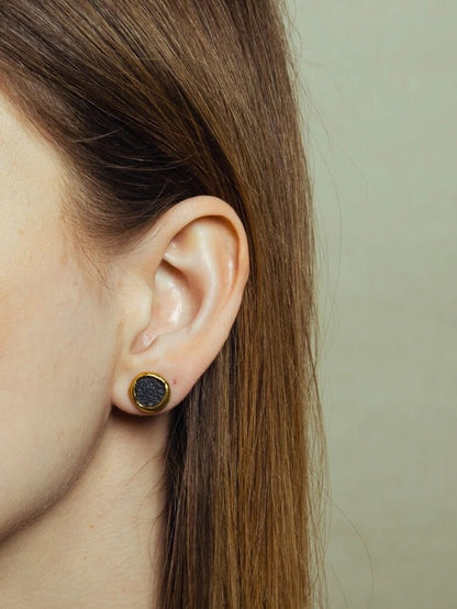 Porcelāna auskari Oriel – minimālisma stils